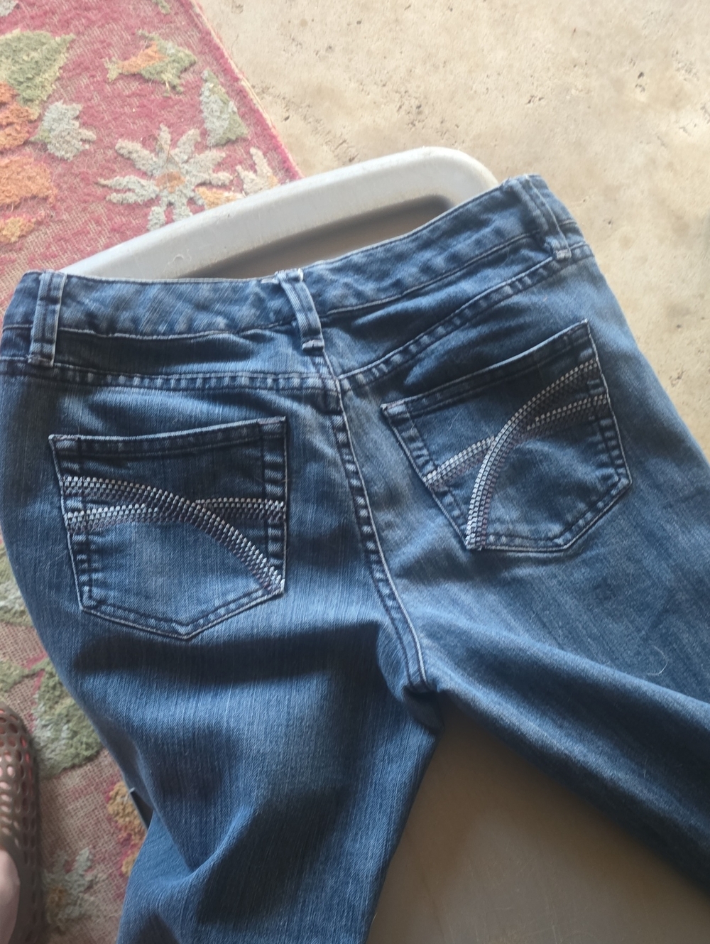 The limited denium jeans